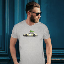 Porsche 911 Safari with Tree - Men's T'shirt