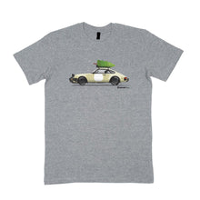 Porsche 911 Safari with Tree - Men's T'shirt